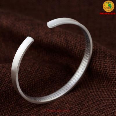 Vòng tay bạc khắc Om Mani Padme Hum